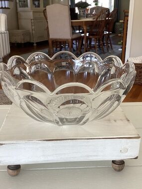Vintage Scalloped Edge Glass Bowl